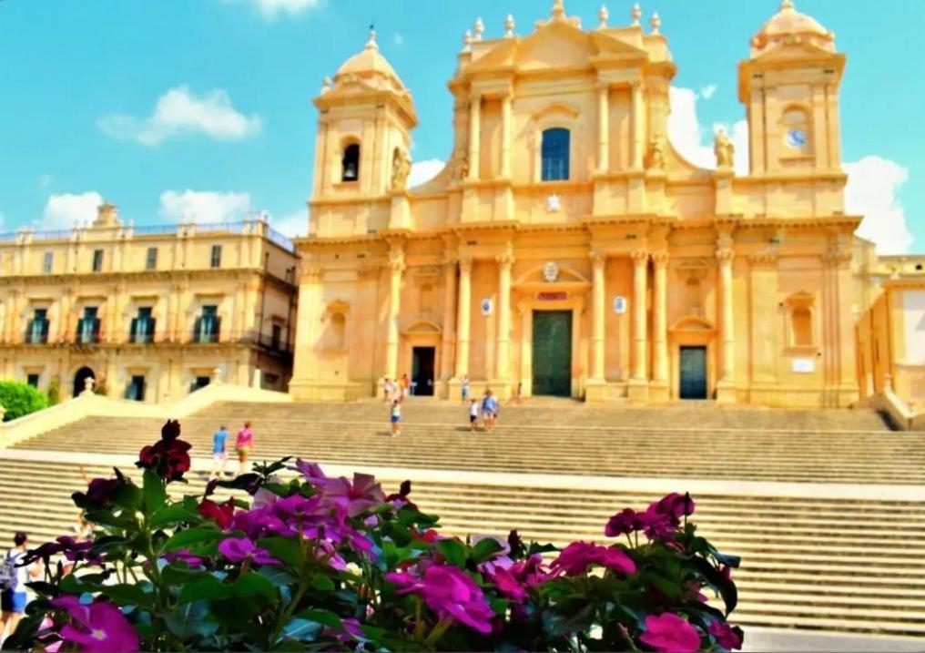 فيلا La Casa Di Tina Canicattini Bagni المظهر الخارجي الصورة